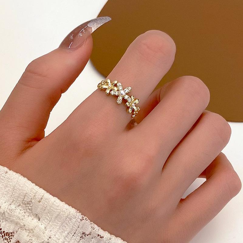 ins pearl flower ring female fashion temperament niche design diamond floret index finger ring net red ring