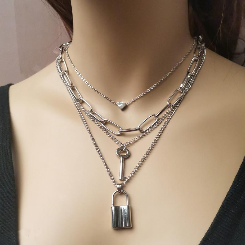 Jewelry Retro Chain Peach Heart Lock Pendant Necklace Women's Creative Geometric Multilayer Lock Necklace
