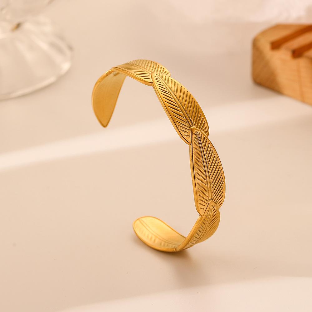 Fashionable high-end temperament stainless steel opening women's feather leaves all-match natural bracelet