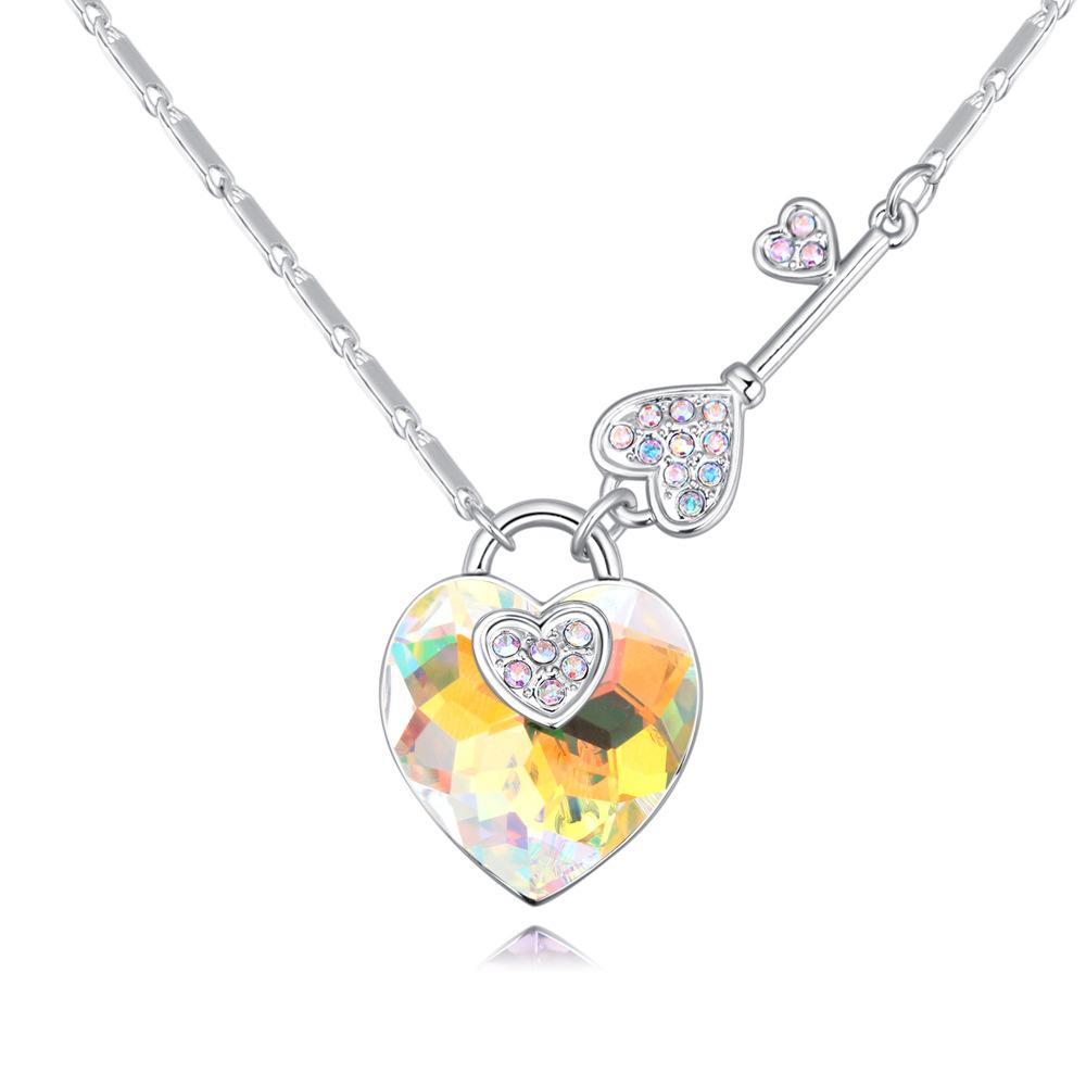 Fashion Ladies Key Love Shape Color Crystal Pendant Necklace Temperament Jewelry