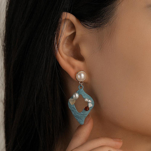 Retro Blue Rhombus Hollow Pearl Gravel Earrings Simple Diamond Temperament Irregular Geometric Earrings