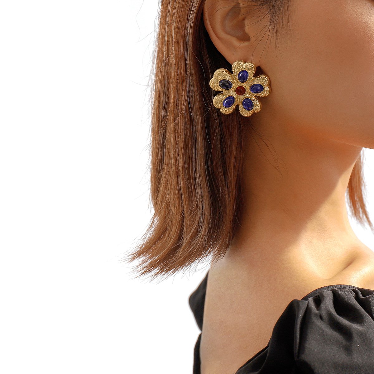 Retro Palace Geometric Flower Gemstone Earrings Personality Light Luxury Temperament Elegant Embossed Creative Earrings