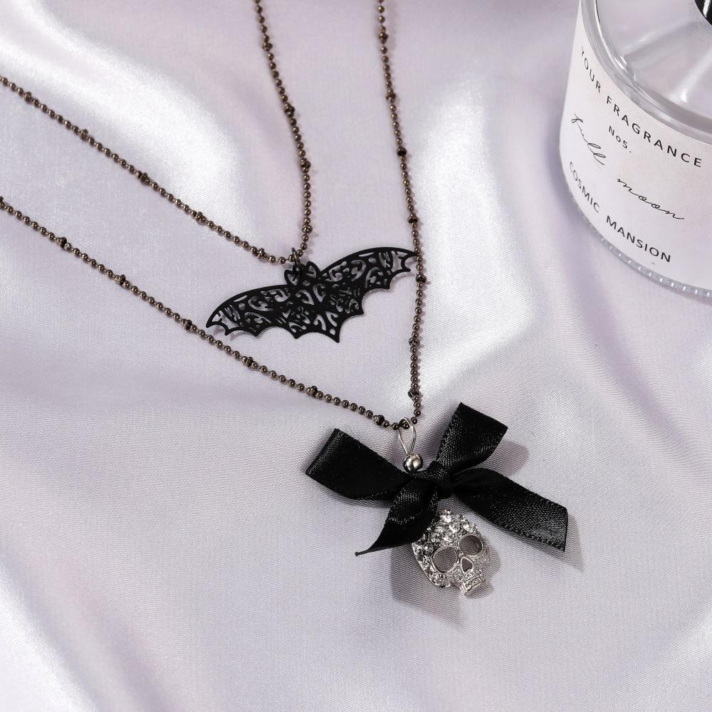 Halloween Brother Personality Bow Pendant Special Dark Bat Skull Necklace Accessories