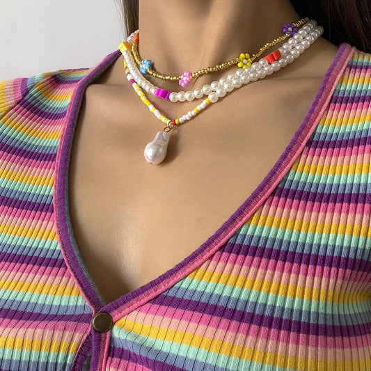 Vacation Small Daisy Flower Bead Necklace Retro Baroque Shaped Imitation Pearl Necklace Women