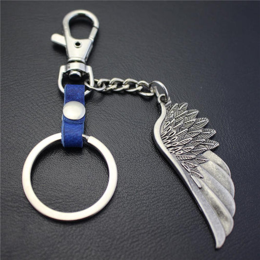 High-quality brushed retro alloy angel wings pendant leather key chain clothing accessories car key ring
