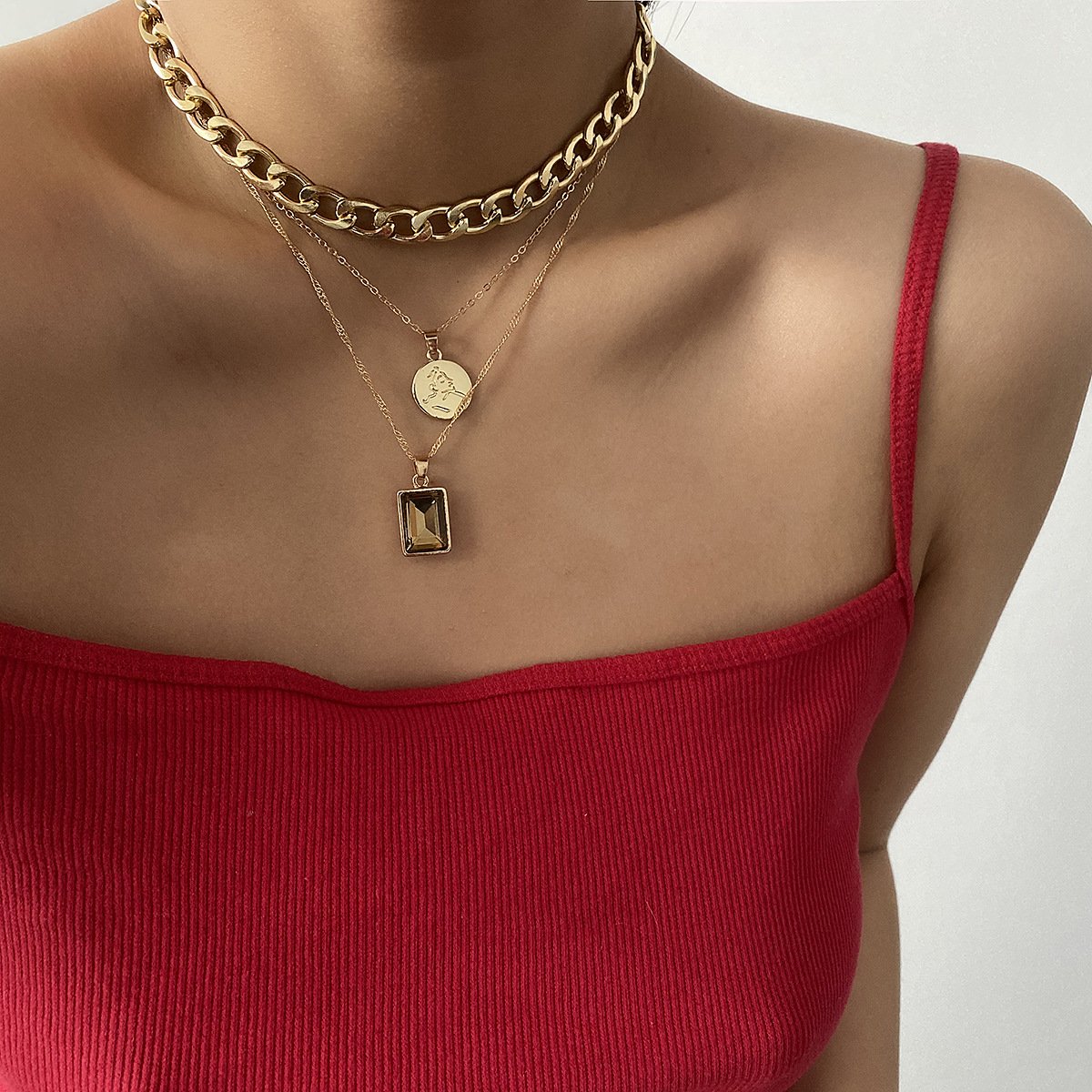 Jewelry Hip Hop Street Fashion Chain Necklace Retro Simple Geometric Portrait Gemstone Necklace Female