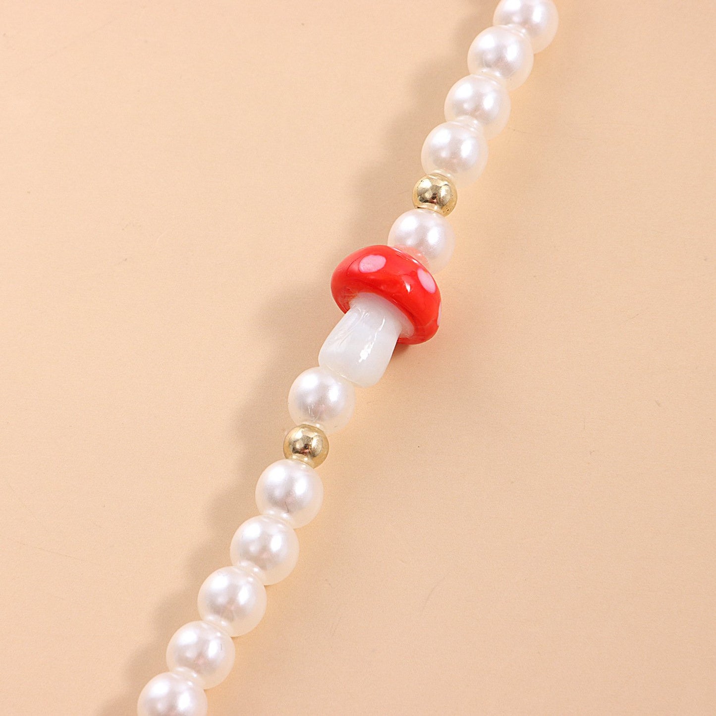 Jewelry Trend Simple Red Mushroom Pearl Necklace Women's Fashion Personality Short Money Jewelry