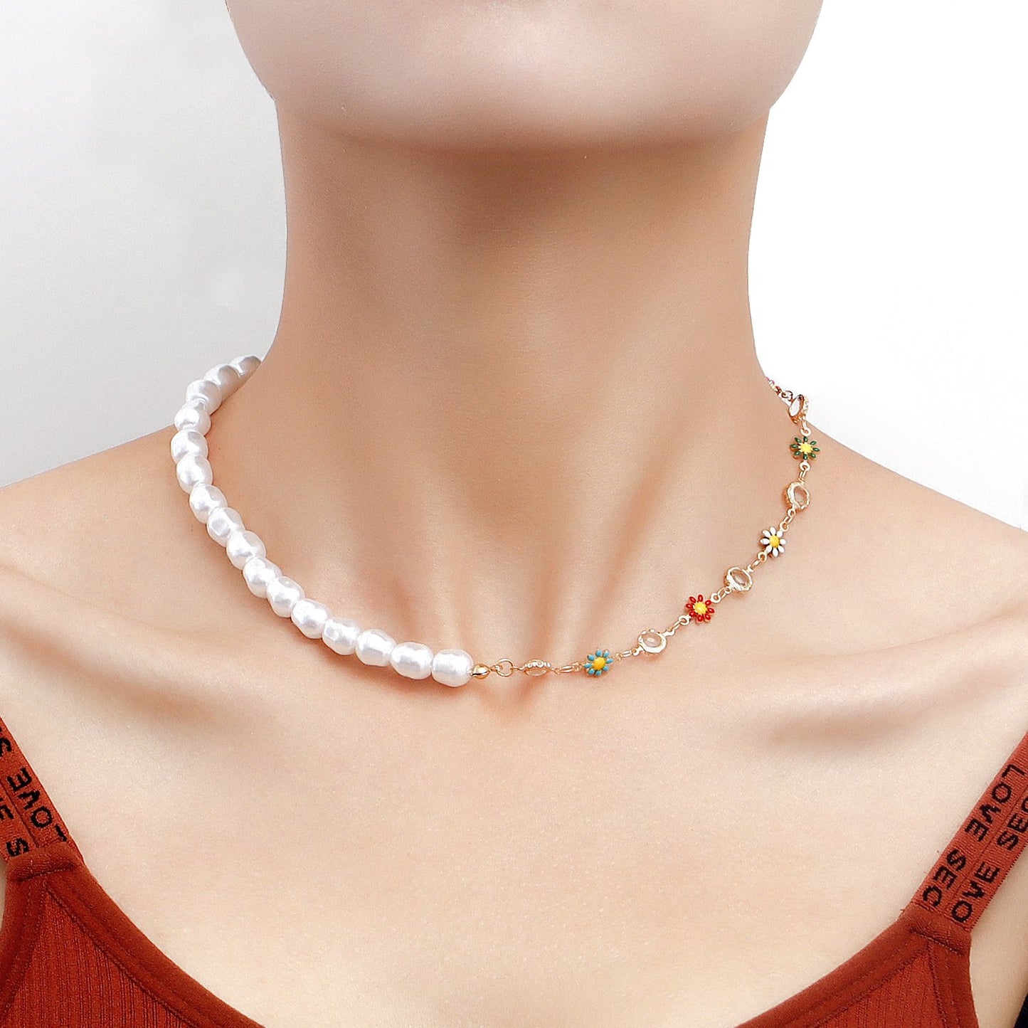 Jewelry ins splicing imitation pearl painted drip glaze flower pendant female niche high-end necklace light luxury