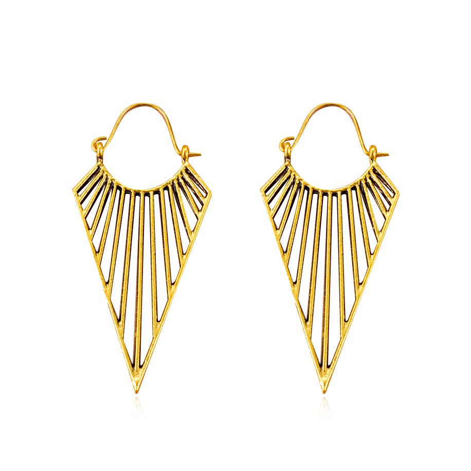 Retro Hollow Earrings Fashion Net Red Metal Geometric Earrings Ethnic Personality Carved Earrings Women