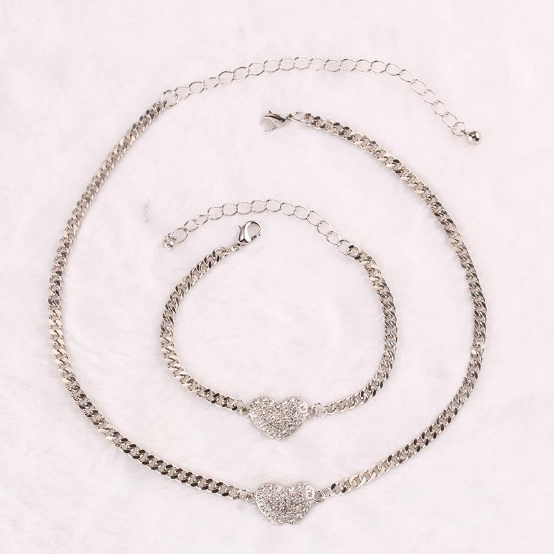 Jewelry fashion simple flash diamond peach heart ins tide sweater personality clavicle chain bracelet