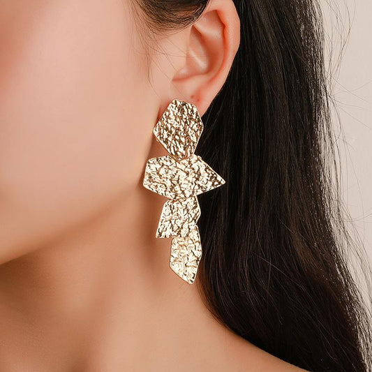 Exaggerated Irregular Ladies Stud Earrings Fashion Long Geometric Metal Earrings Pop Earrings