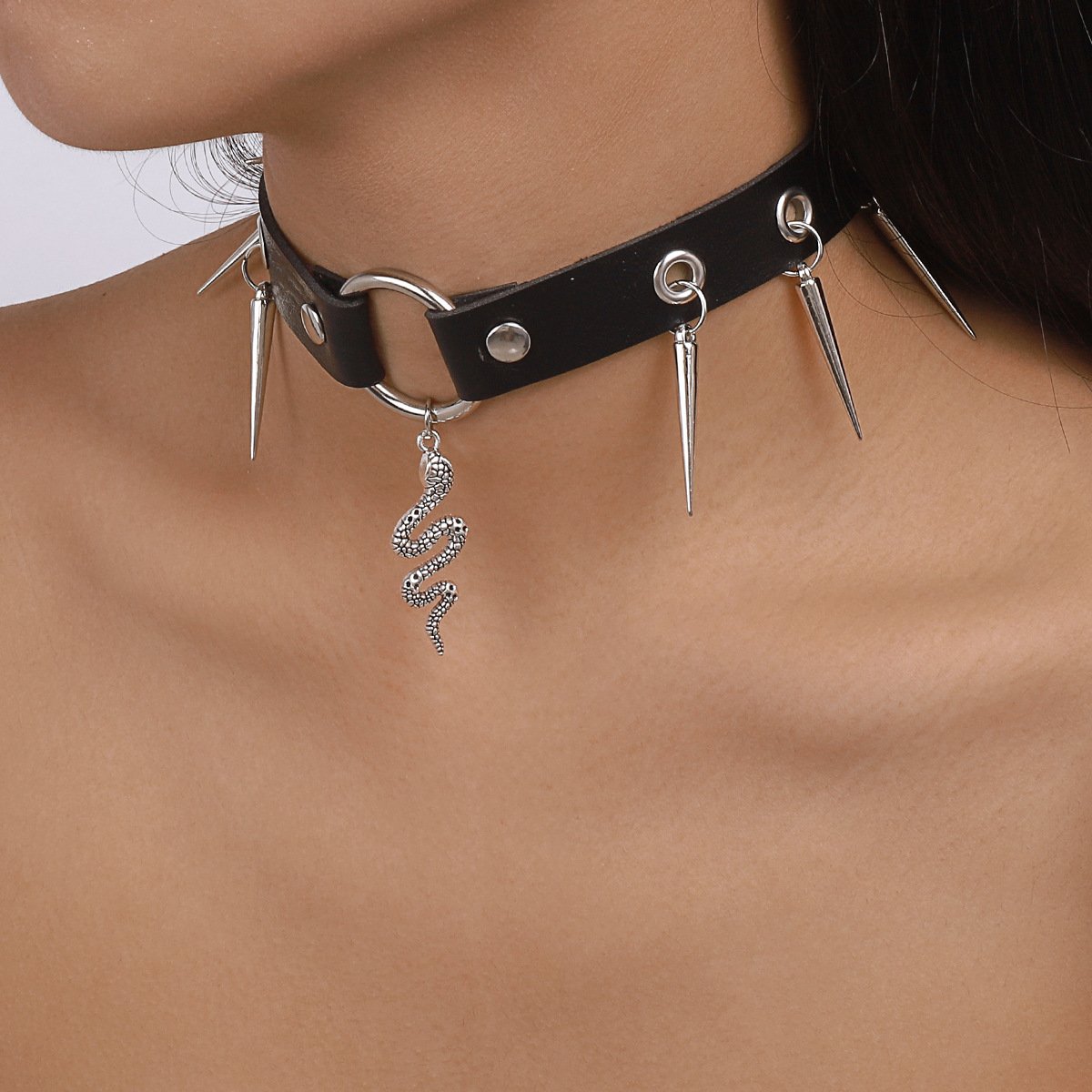 N163 Punk Rock Fan Necklace Gothic Leather Hip Hop Snake Rivet Bondage Collar Clavicle Chain