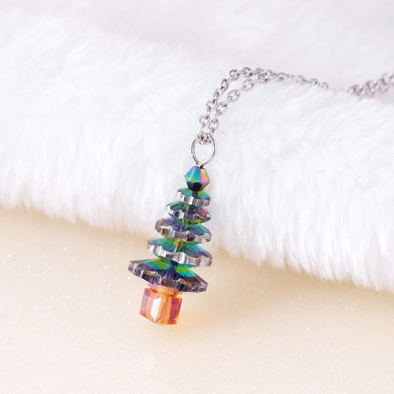 Fashion Jewelry Temperament Crystal Christmas Tree Pendant Necklace Versatile Autumn and Winter Sweater Chain