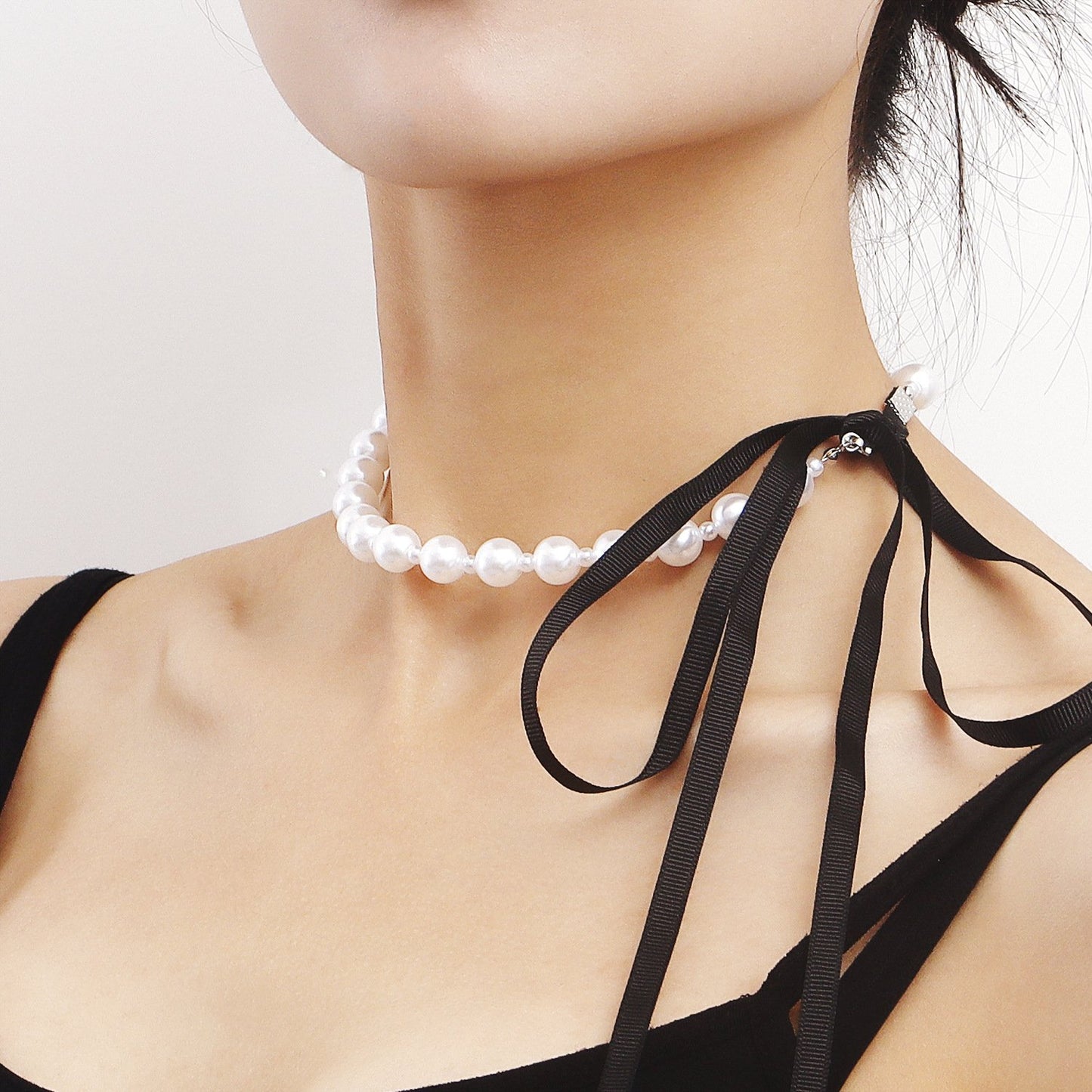 Jewelry Personality Creative Imitation Baroque Pearl Bead Necklace Female Black Ribbon Bow Necklace