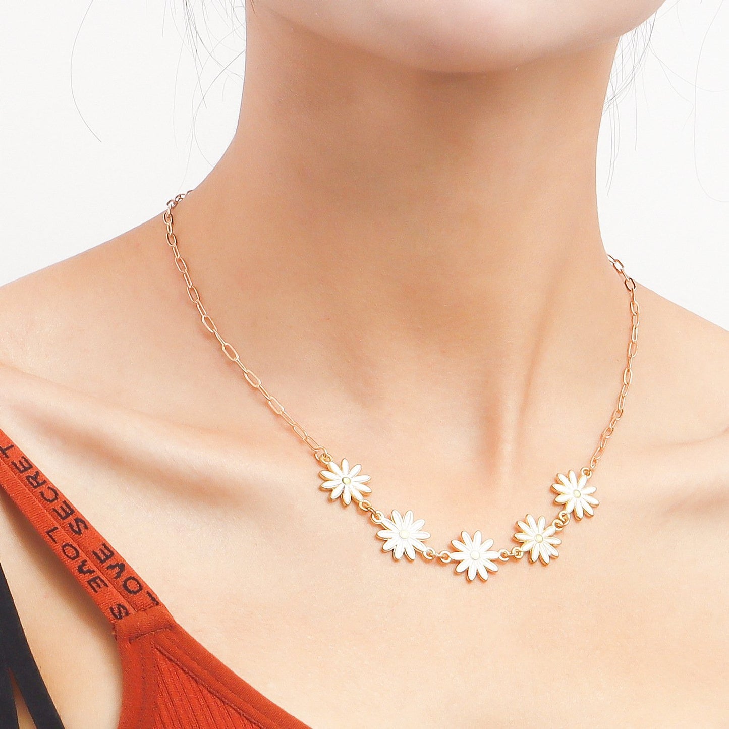 Jewelry Retro Simple Ethnic Color Daisy Necklace Trendy Hip Hop Metal Necklace Female