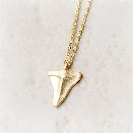 Necklace Pendant Personality Simple Shark Teeth Pendant Necklace Accessories