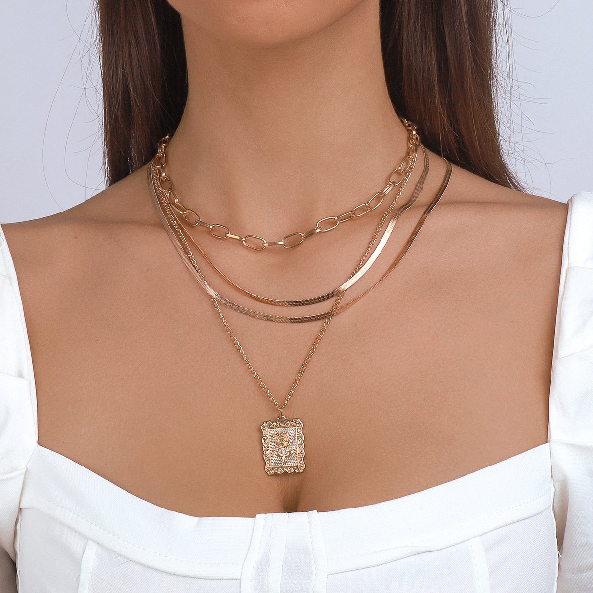 N1433 Stacked Exaggerated Rose Necklace Niche Cold Snake Bone Chain Trendy Personality Necklace