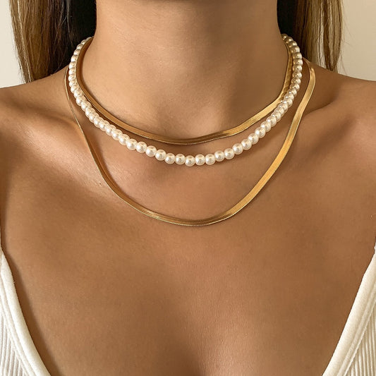 Jewelry Hip Hop Retro Metal Snake Bone Chain Necklace Temperament Simple Imitation Pearl Clavicle Necklace