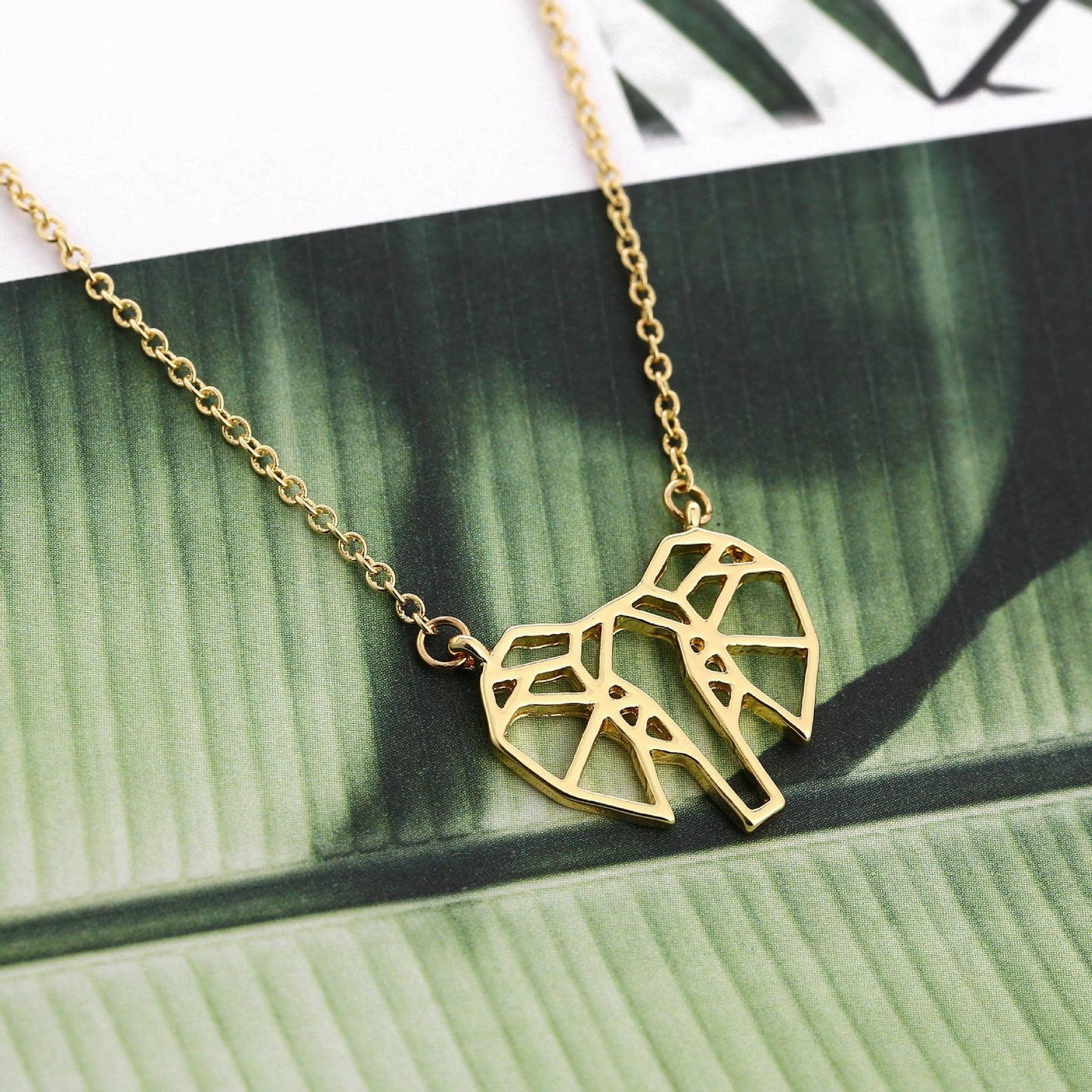 Popular Lucky Elephant Head Hollow Elephant Necklace Female Auspicious Animal Ornaments