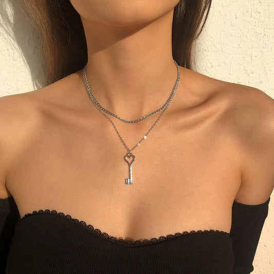 N9199 Simple and niche necklace temperament fashion key love necklace romantic retro double clavicle chain