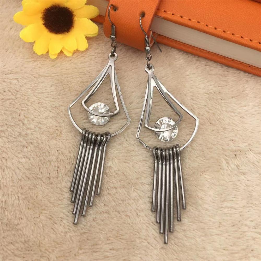 Big Water Drop Tassel Ladies Earrings Clip Diamond Earrings Ethnic Minority Popular Jewelry