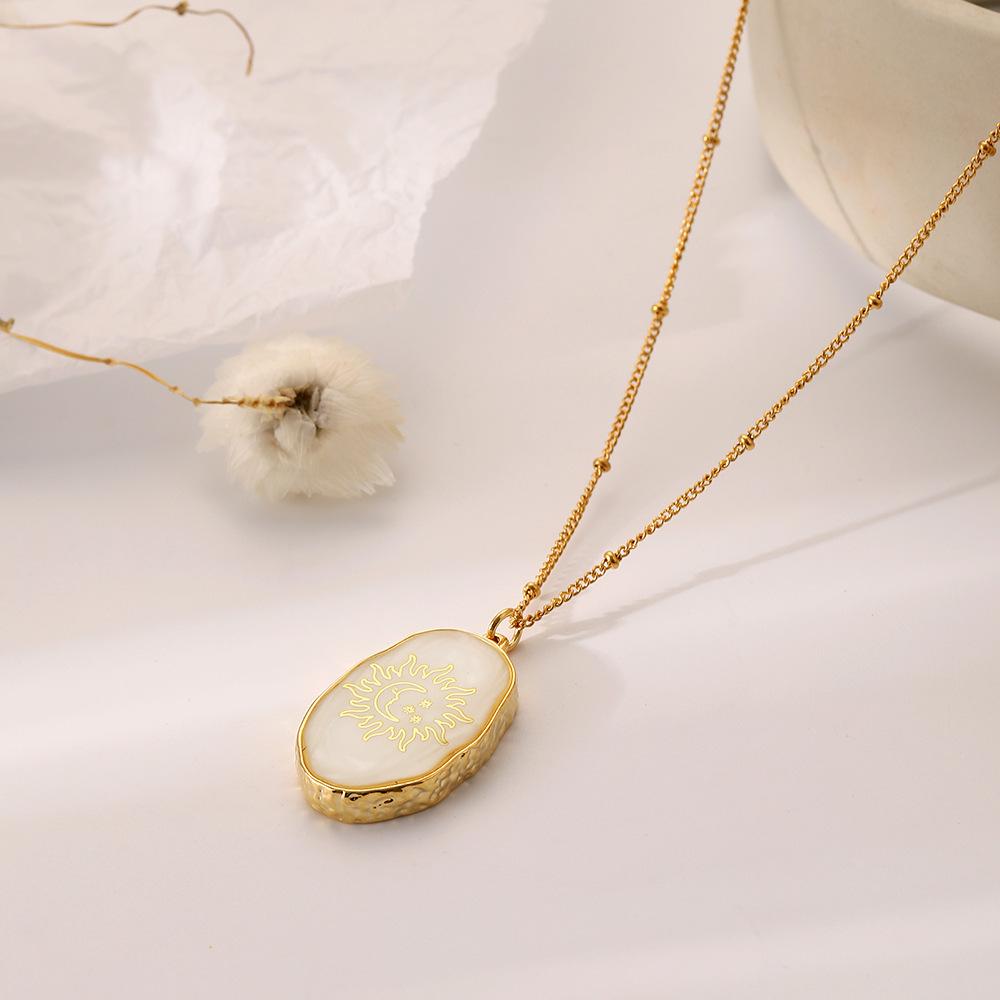 Niche Design Sense Personality Fashion Irregular Ellipse Resin Sun DIY Handmade Necklace