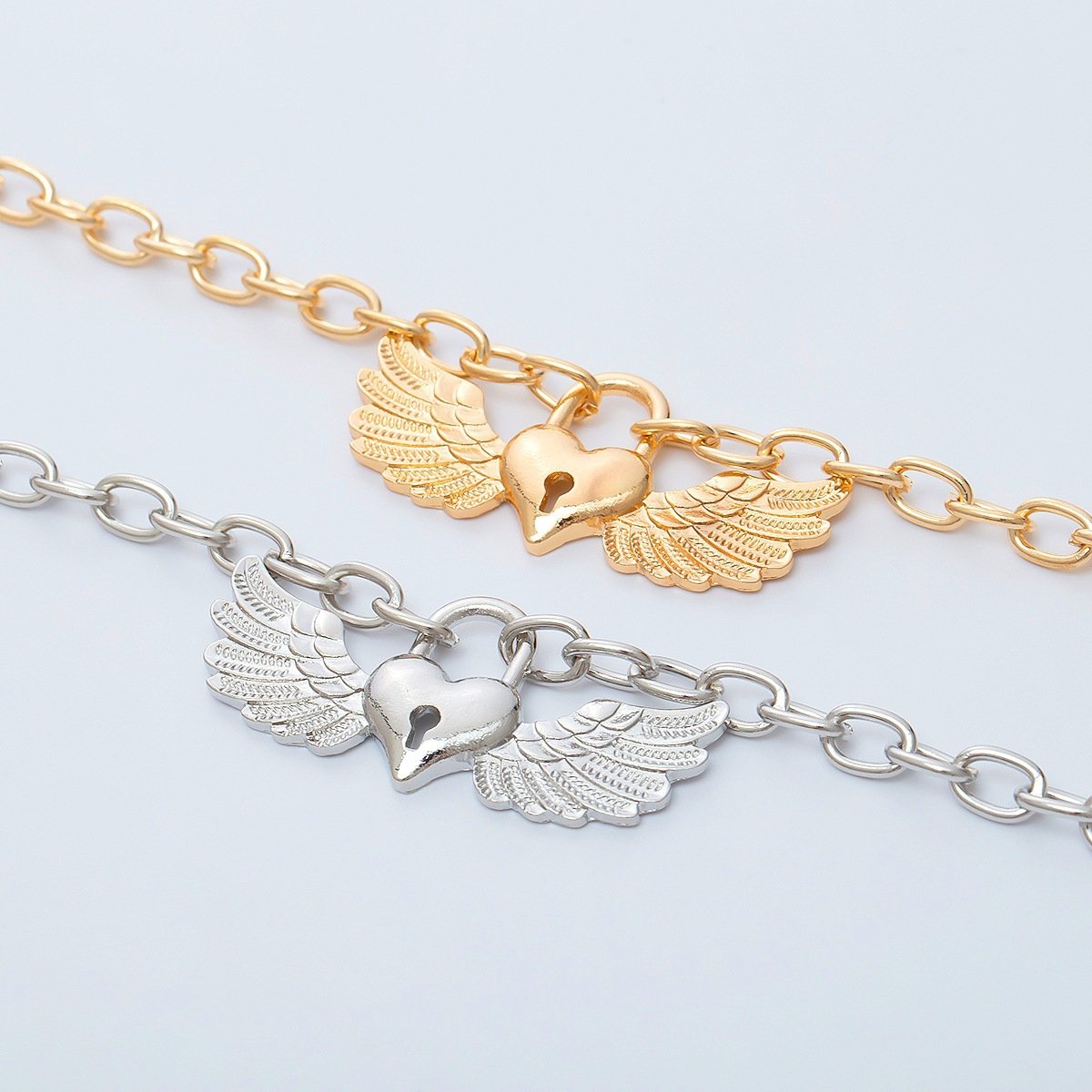 Jewelry Personality Versatile Single-layer Metal Necklace Creative Heart-shaped Wings Hollow Lock Necklace Female