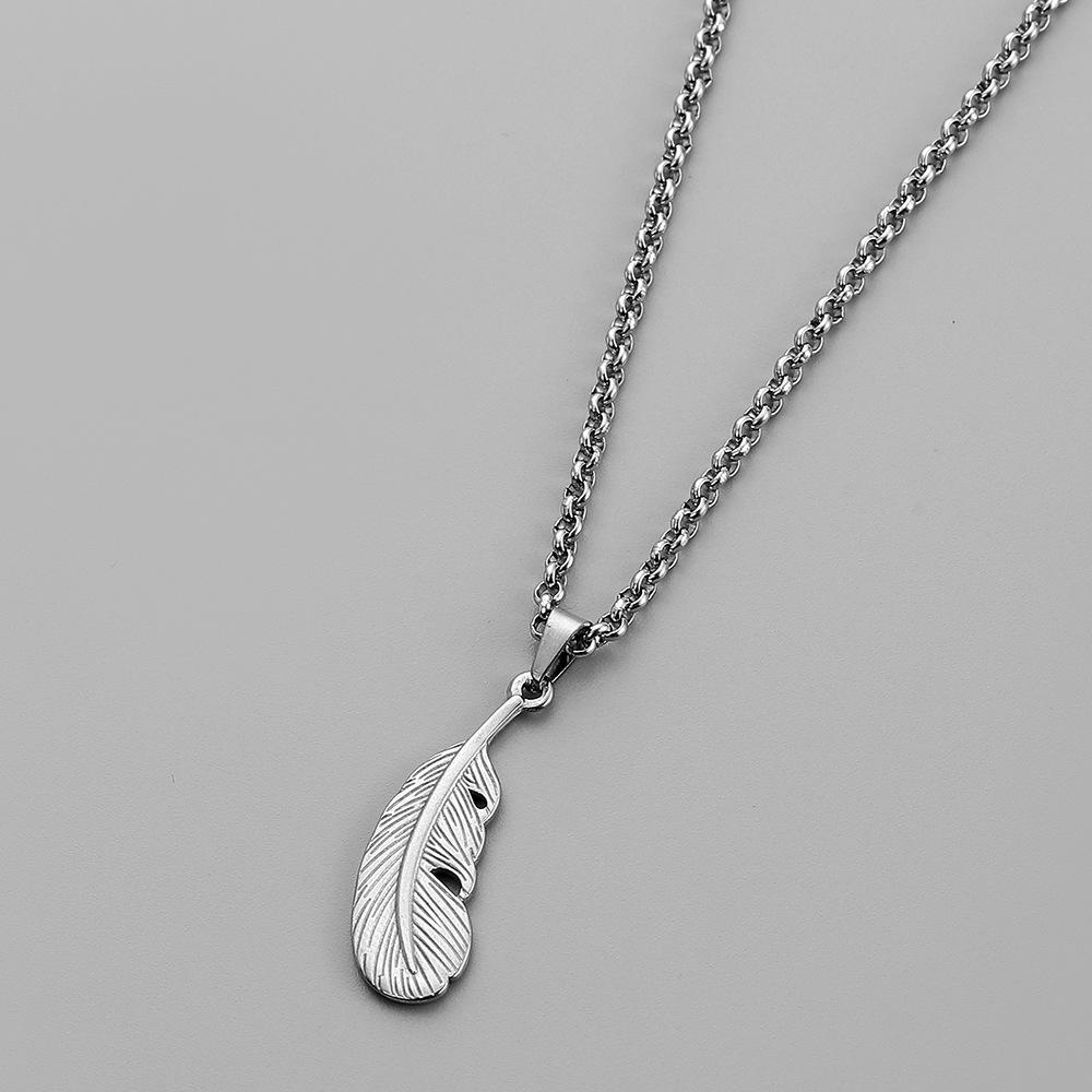 Niche design high-end men's simple personality stainless steel feather necklace versatile fashion titanium steel pendant