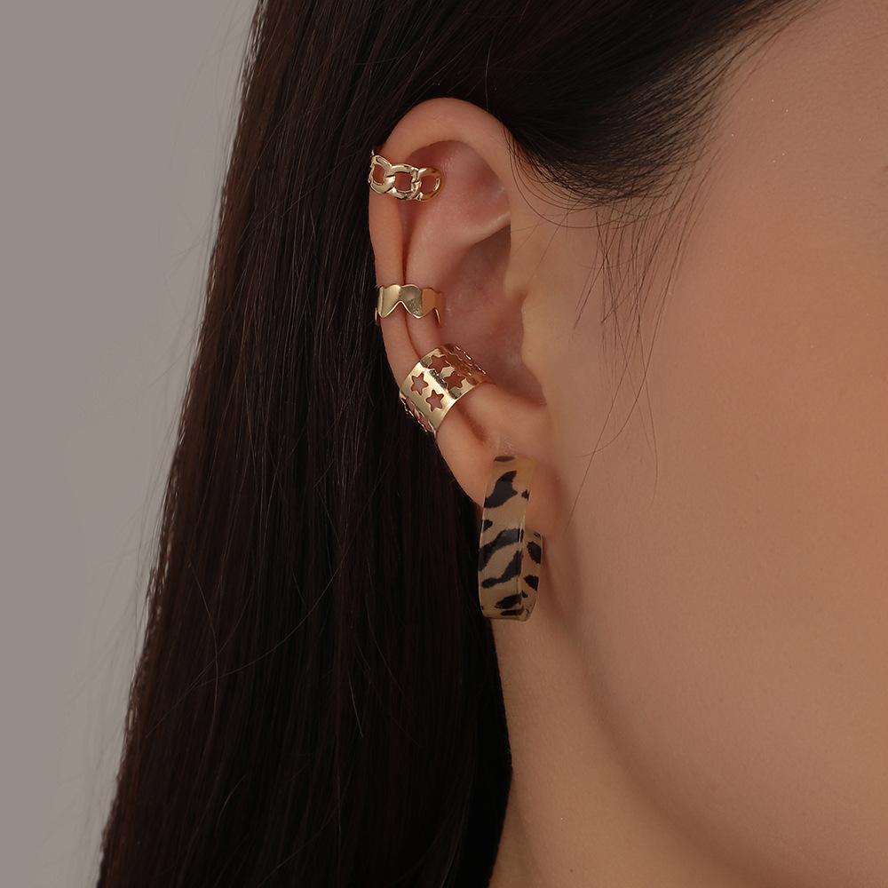 Retro leopard print earrings personalized earrings unique earrings women's five-pointed star ear bone clip niche earrings without ear holes mixed batch