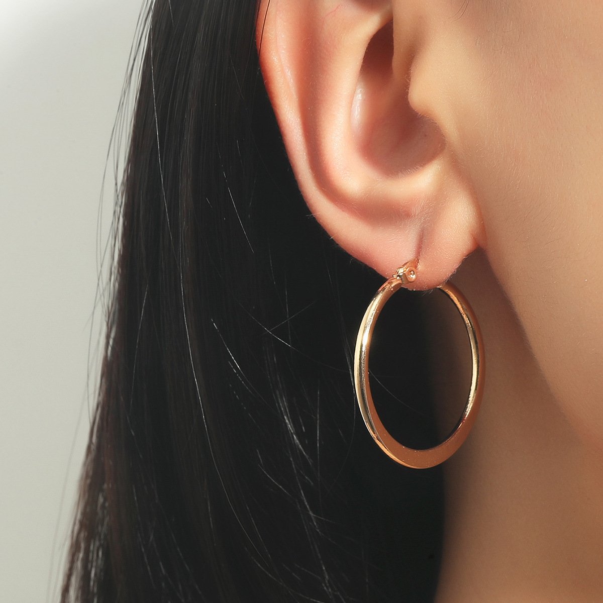 Exaggerated large circle earrings ins trendy retro temperament stainless steel geometric earrings earrings female