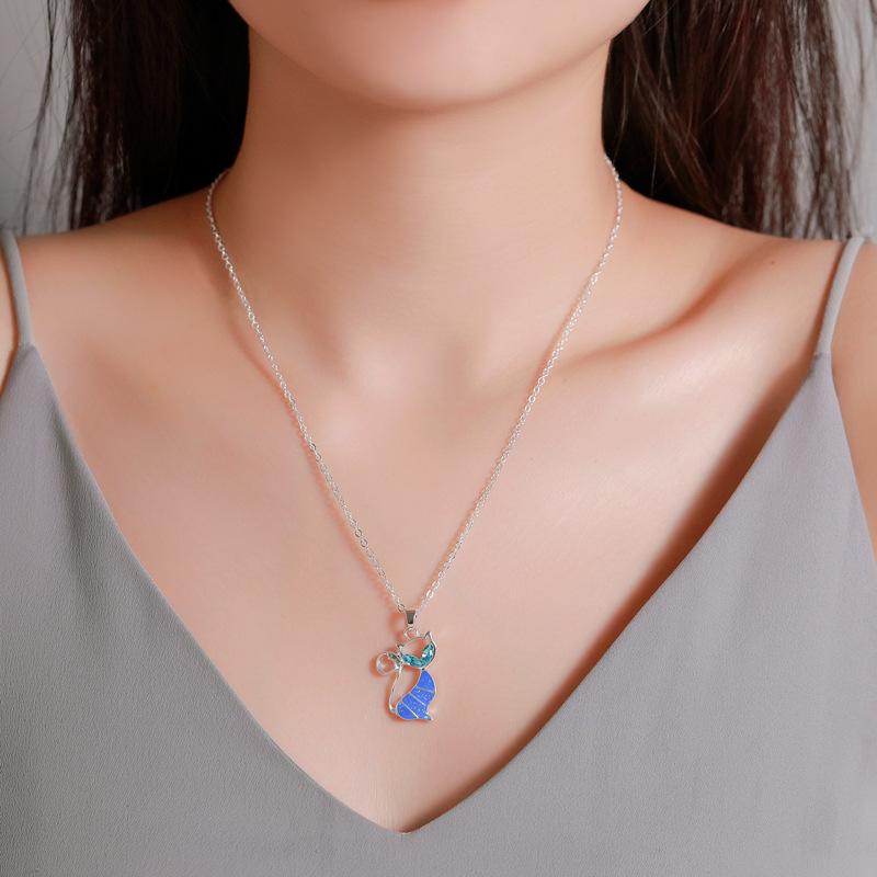 Necklace Personality Hollow Diamond Kitten Clavicle Chain Sweet Opal Cat Pendant
