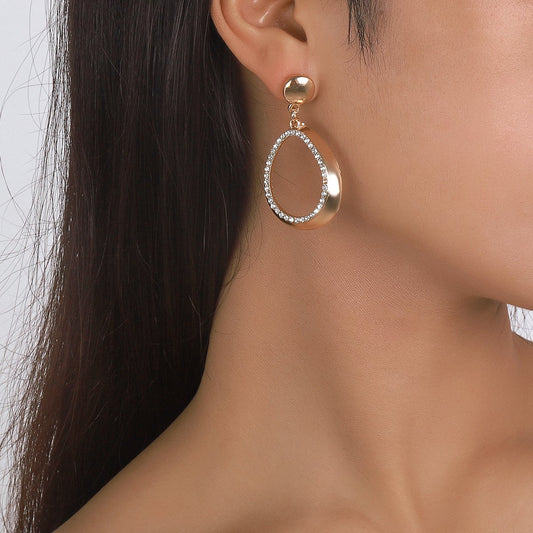 E1919 Earrings Geometric Simple Hollow Rhinestone Earrings Temperament Retro Niche Hong Kong Earrings