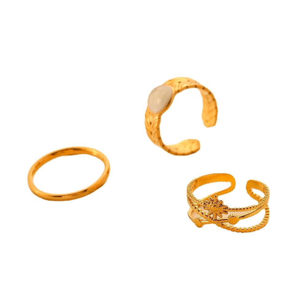 Fashionable and simple lady's stainless steel opening cute wheat ears dripping oil star and moon set ring