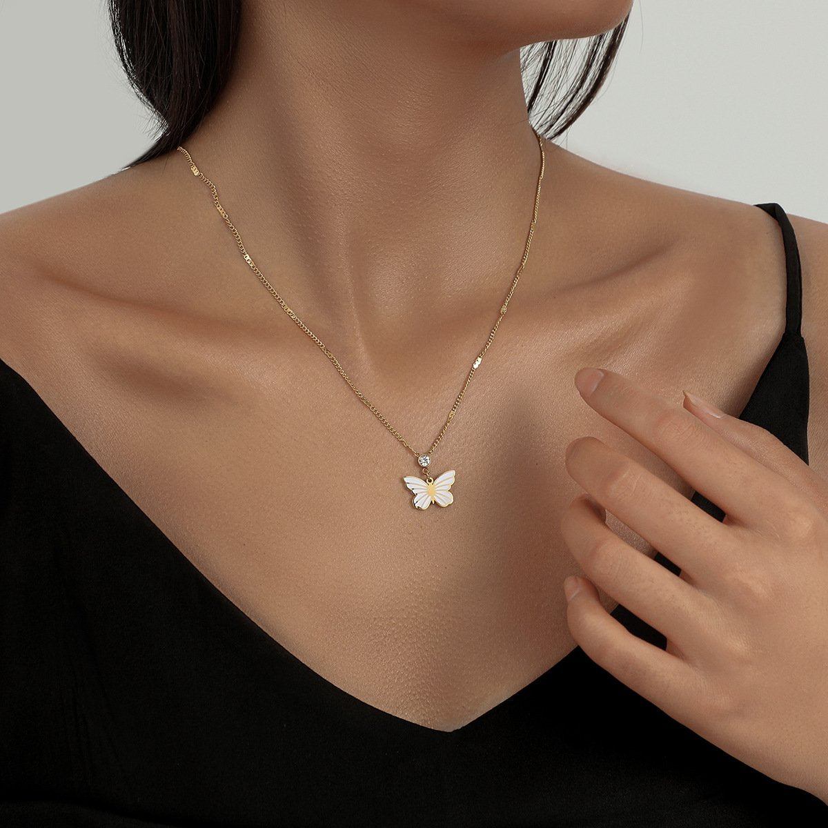 Simple Stainless Steel Zircon Butterfly Pendant Clavicle Chain Niche Exquisite Titanium Steel Gold-plated Color Preserving Necklace
