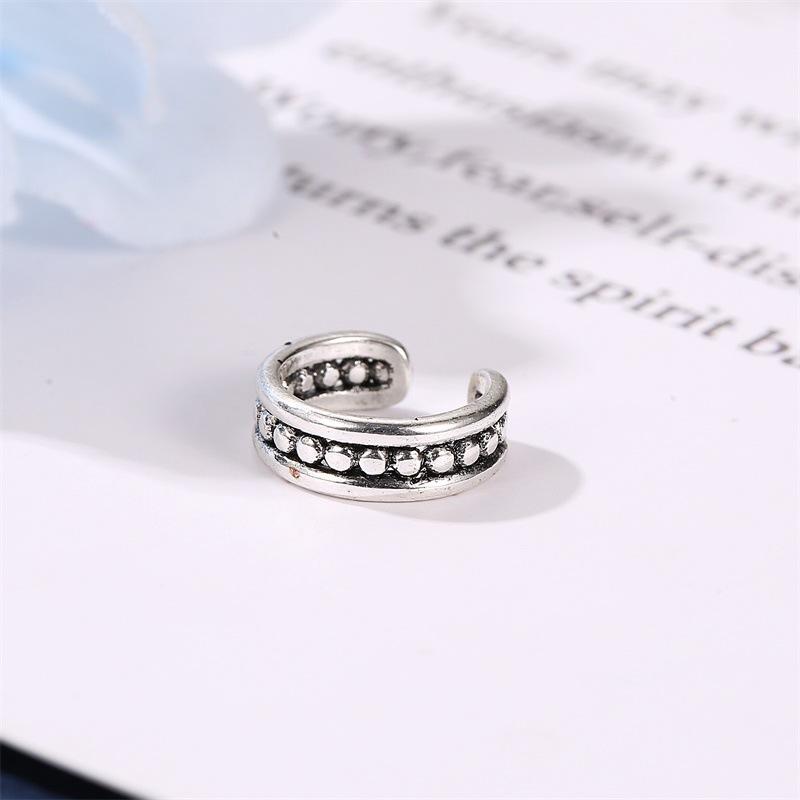 Simple Earrings Retro Creative Hollow Wave Ear Clip Fashion Personality Tide Tower Do Old Ear Bone Clip