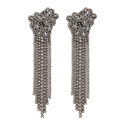 E191ZA Exaggerated rhinestone tassel long earrings light luxury temperament geometric claw chain retro fashionable earrings women