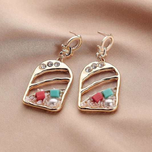 Creative Design Hollow Bird Cage Earrings Fashion Temperament Pearl Color Diamond Earrings Exaggerated Personality Jewelry