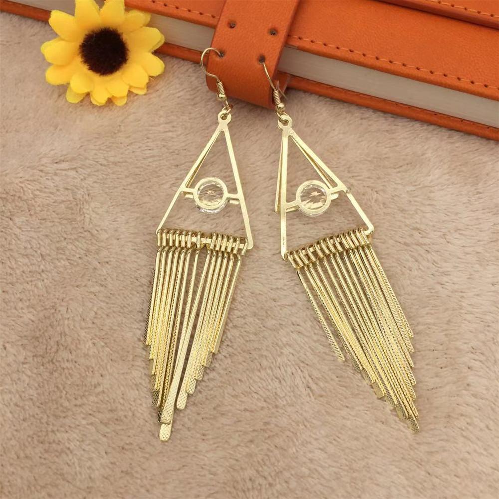 Popular Exaggerated Jewelry Triangle Ladies Earrings Fine Pattern Metal Tassel Imitation Zircon Earrings High Quality Earrings