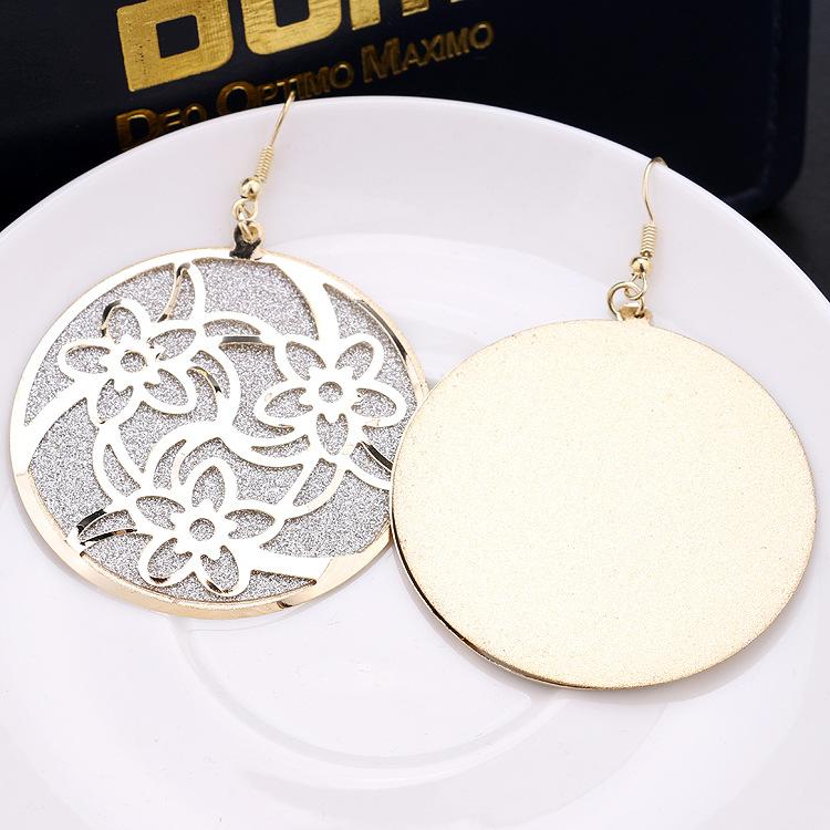 Popular element star with the same round swirling pattern swing earrings fashion frosted earrings direct supply