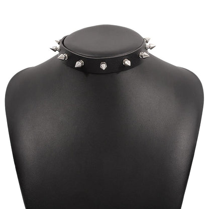 N9697 Jewelry Personality Exaggerated Rivet Leather Necklace Punk Harajuku Collar Necklace