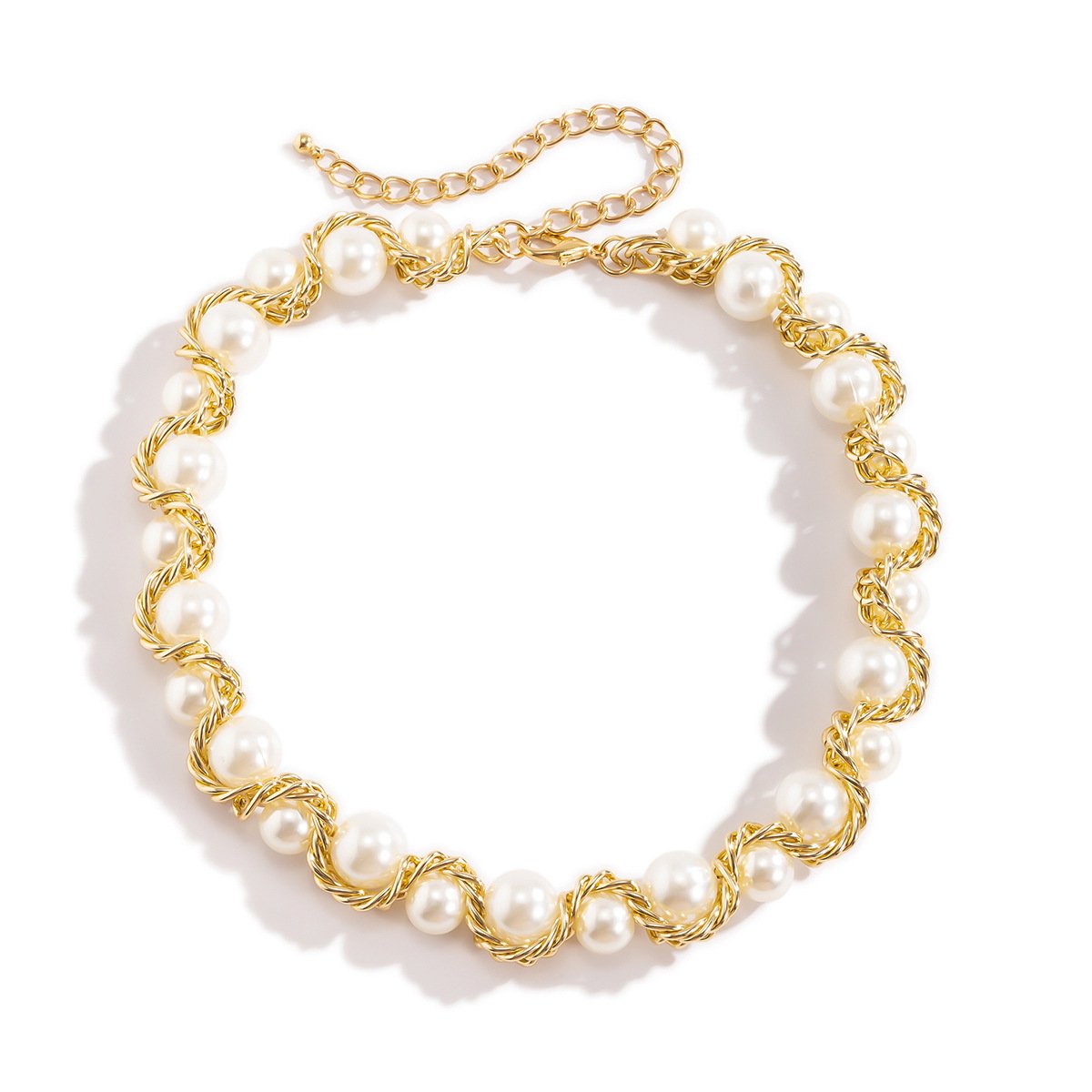 Metal winding twist chain pearl necklace women's retro temperament geometric single-layer necklace necklace