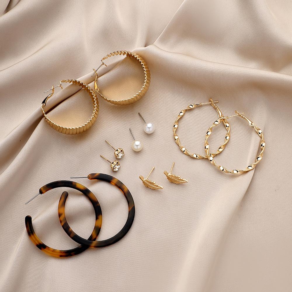 Simple trendy retro leopard print acrylic leaves C-shaped earrings beautiful earrings set for women