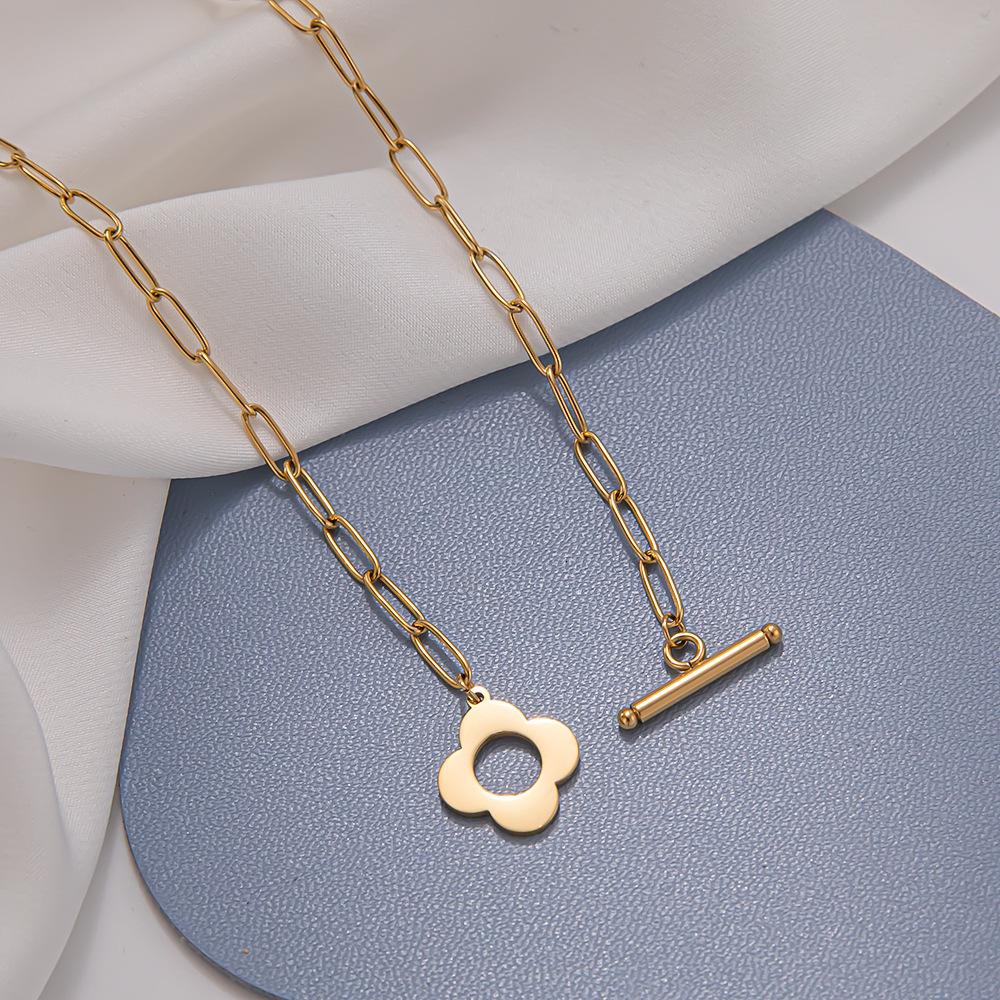 Fashion titanium steel necklace flower ot buckle clavicle chain gold cold necklace simple temperament all-match jewelry