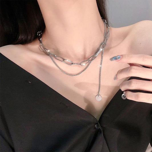 Metal chain necklace female design feeling ins cold collarbone chain net red rhinestone chain necklace trendy girl