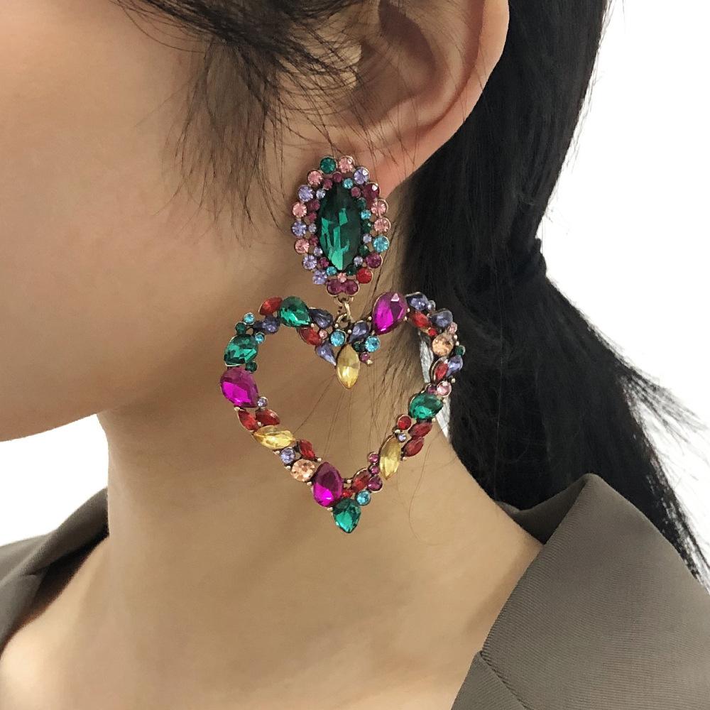 E8893 Exaggerated Love Fashion Earrings Light Luxury Sweet Temperament Catwalk Trendy Street Style Earrings Female