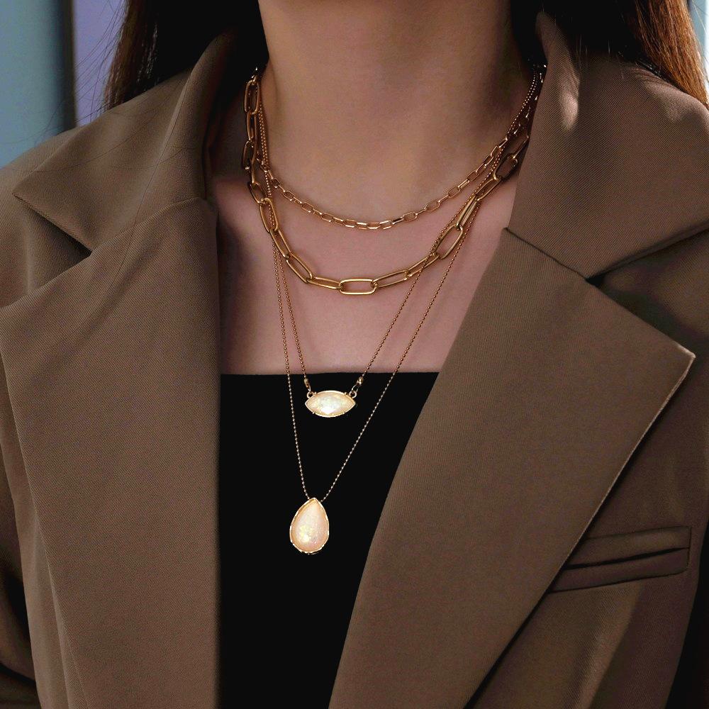 Fashion Retro Oval Water Drop Resin Pendant Necklace Multilayer Chain Clavicle Chain Necklace Accessories Batch