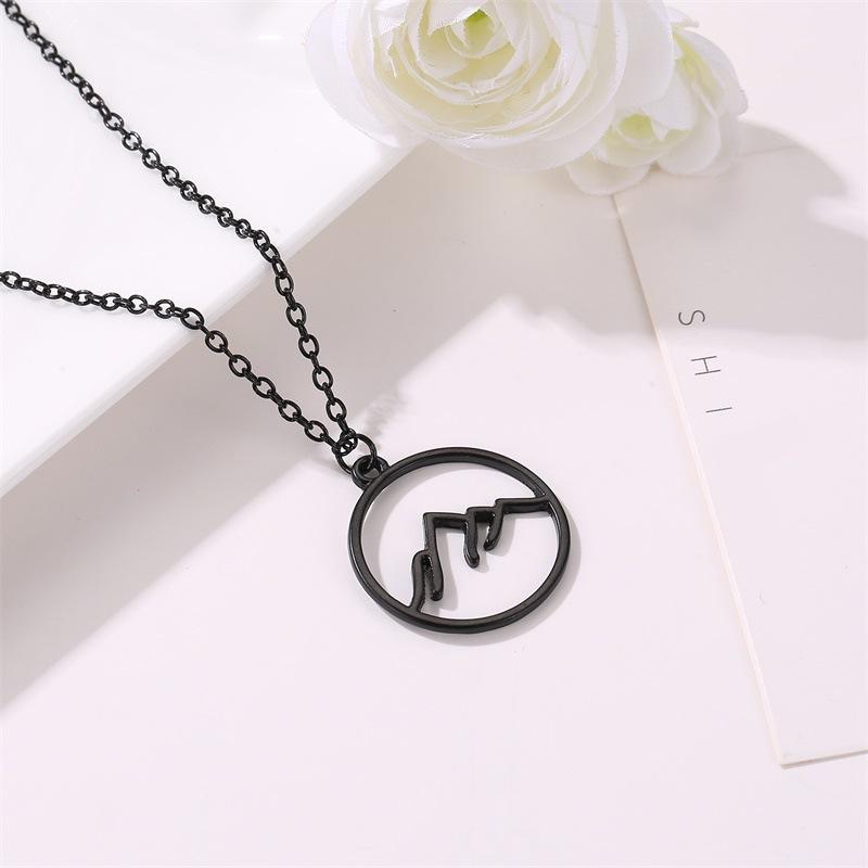 Jewelry Creative Round Hollow Women's Necklace Pendant Fashion Mountain Peaks Geometric Hollow Necklace