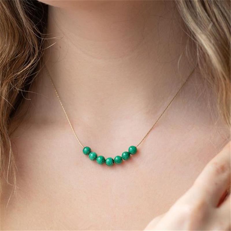 Fashion Green Round Acrylic Bead Necklace Simple Clavicle Chain Necklace Ladies Accessories