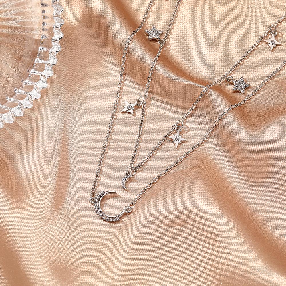Simple double-layer star necklace female ins multi-layer star-moon pendant necklace moon pendant clavicle chain