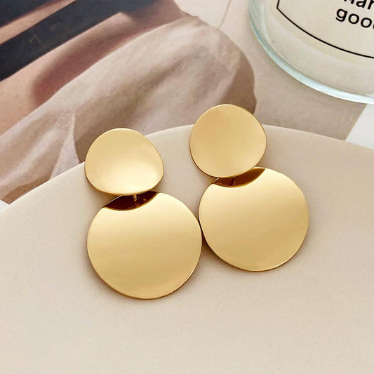 Retro round metal earrings ins three-dimensional glossy earrings fashion versatile fashionable earrings ear accessories